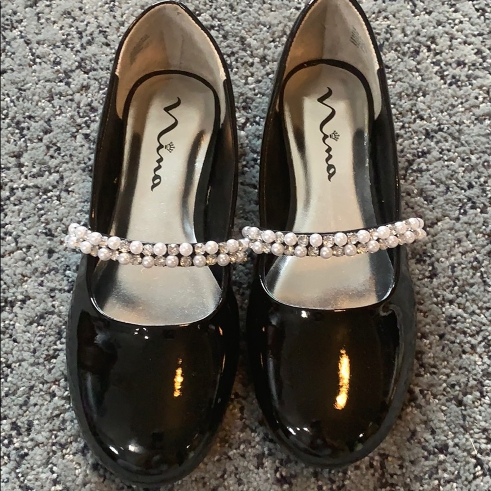 Girls black patent leather dress shoes